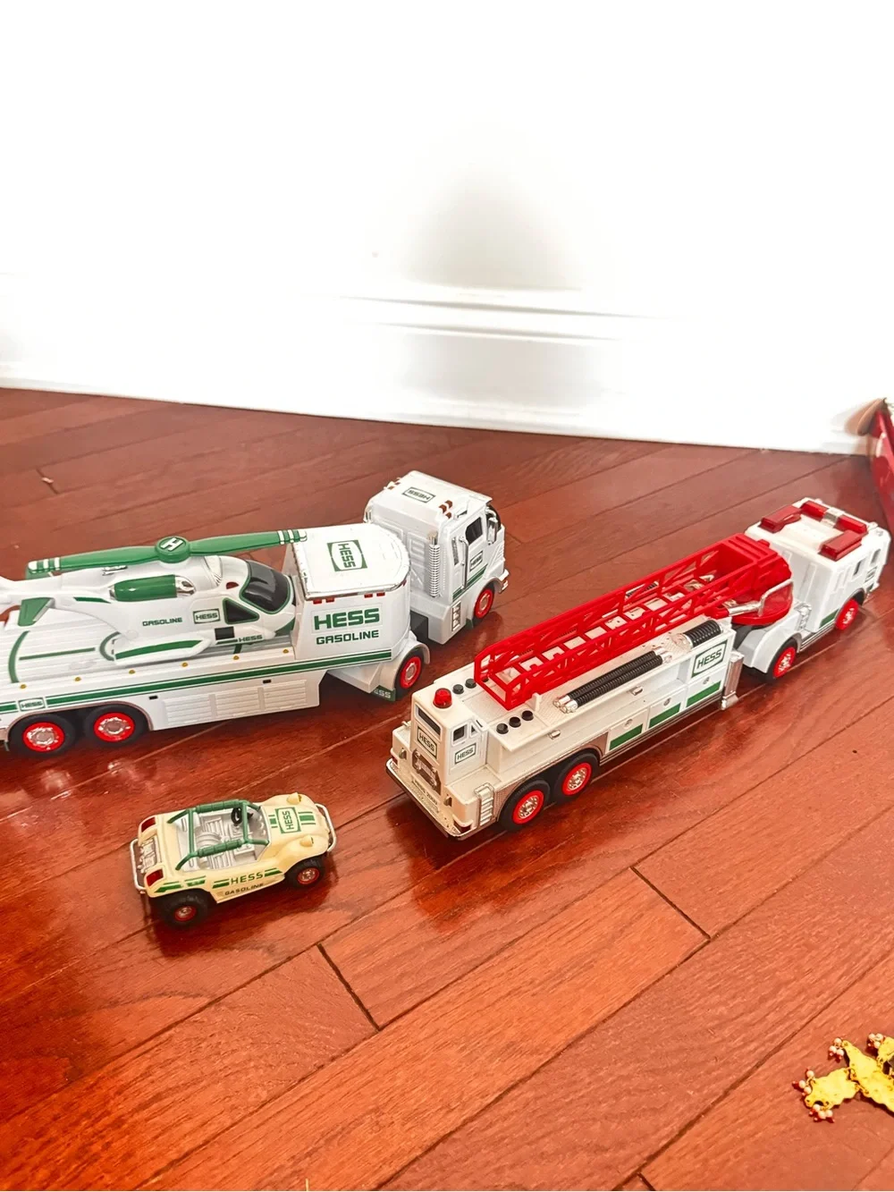 Hess truck lot. Green & White Toy Truck Set - Kids Toys